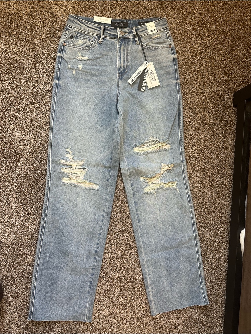 Judy Blue 90s Straight Leg- Distressed